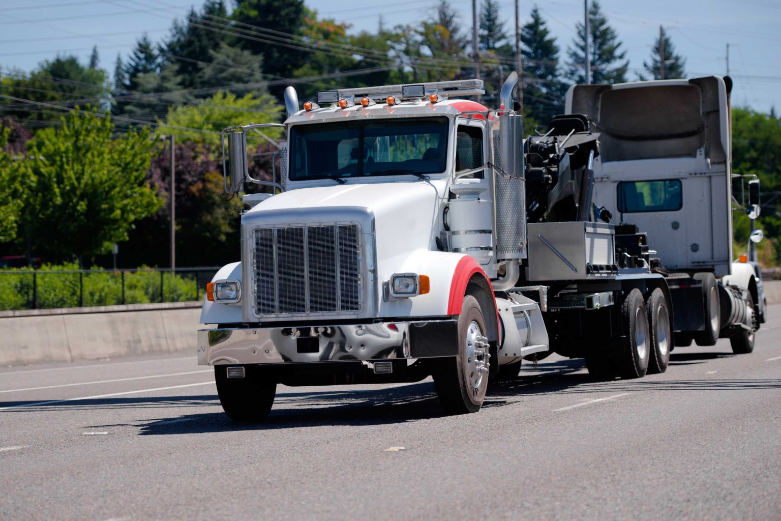 Services All In Towing Llc(16)